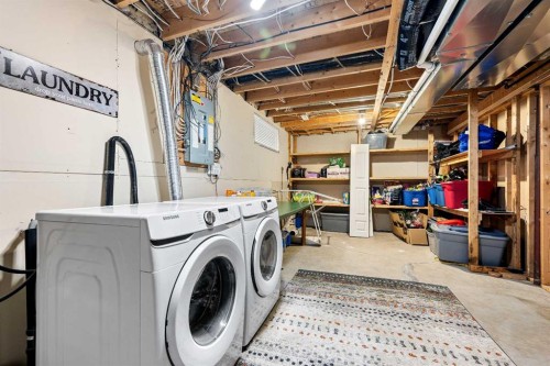 3409 61 Avenue, Lloydminster, AB - Indoor Photo Showing Laundry Room