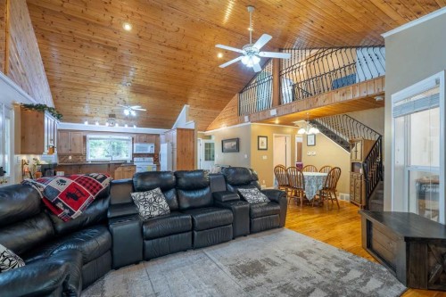 1103 Marblo Place, Brightsand Lake, SK - Indoor Photo Showing Living Room
