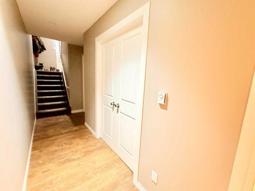 2820 12 Avenue, Wainwright, AB - Indoor Photo Showing Other Room
