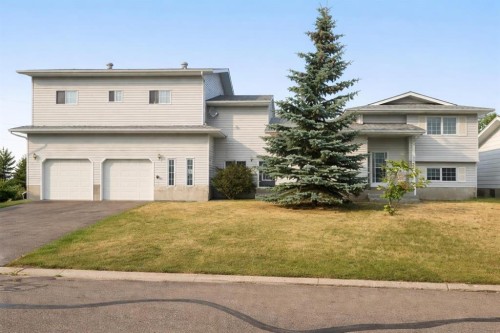 702 10 Avenue, Wainwright, AB - Outdoor