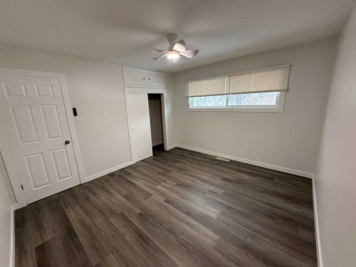 1-5416 46 Street , Lloydminster, AB T9V 0E4 4
