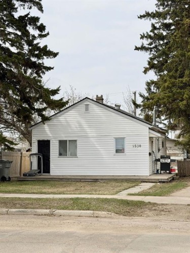 5530 49 Street, Lloydminster, SK - Outdoor