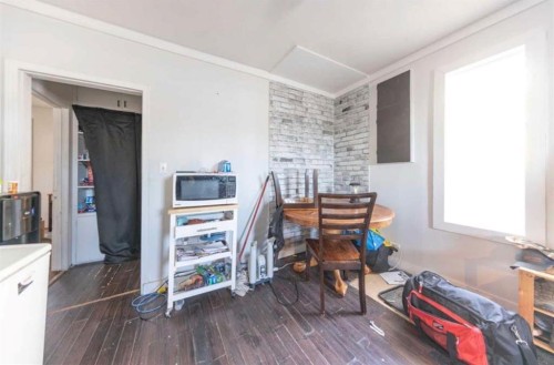 5530 49 Street, Lloydminster, SK - Indoor