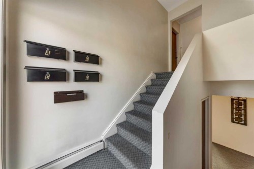 5619 46 Street, Lloydminster, AB - Indoor Photo Showing Other Room
