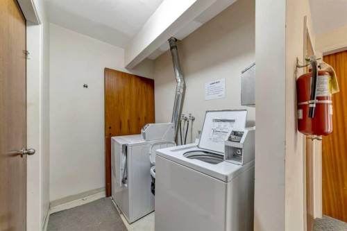 5619 46 Street, Lloydminster, AB - Indoor Photo Showing Laundry Room