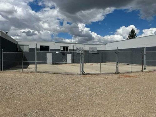 2930 9 Avenue North, Lethbridge, AB 