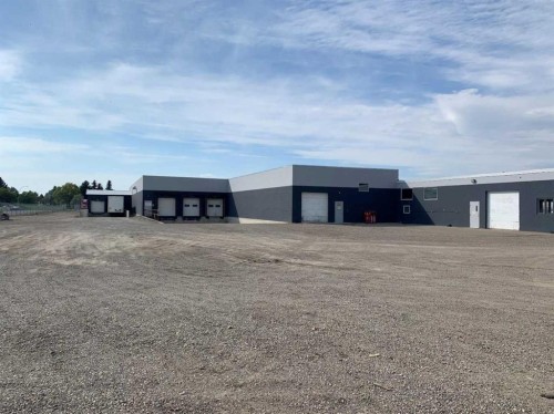 2930 9 Avenue North, Lethbridge, AB 