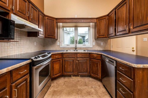 2706 57B Avenue, Lloydminster, AB - Indoor Photo Showing Kitchen With Double Sink