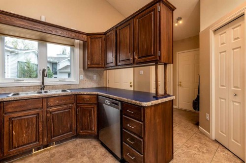 2706 57B Avenue, Lloydminster, AB - Indoor Photo Showing Kitchen With Double Sink