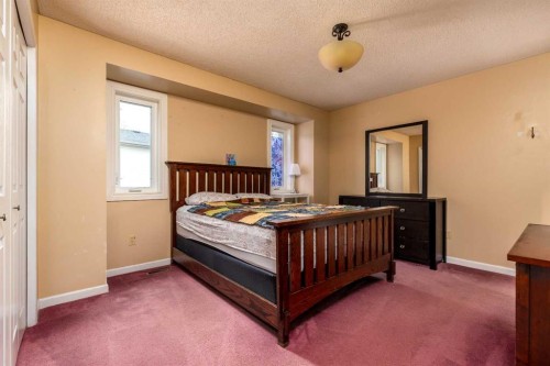 2706 57B Avenue, Lloydminster, AB - Indoor Photo Showing Bedroom