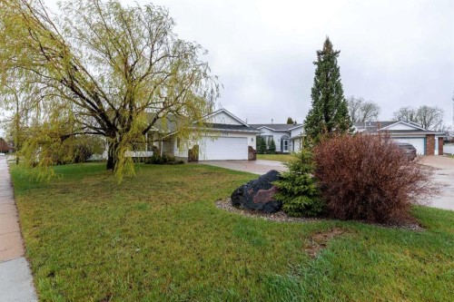 2706 57B Avenue, Lloydminster, AB - Outdoor