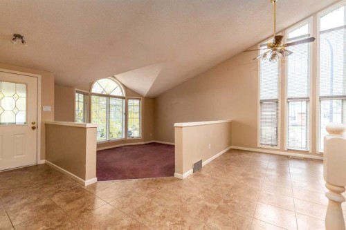 2706 57B Avenue, Lloydminster, AB - Indoor Photo Showing Other Room