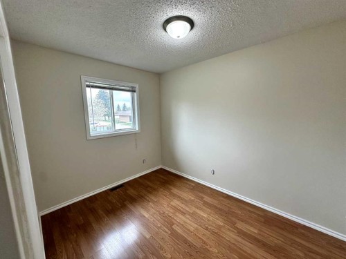 1634 5A Street, Wainwright, AB - Indoor Photo Showing Other Room