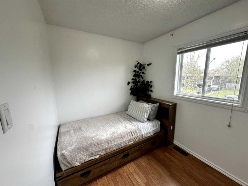 1634 5A Street, Wainwright, AB - Indoor Photo Showing Bedroom