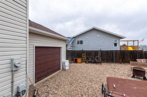 2305 51 Avenue, Lloydminster, AB - Outdoor With Exterior