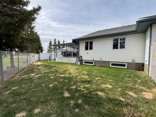 5307 40A Street, Provost, AB - Outdoor