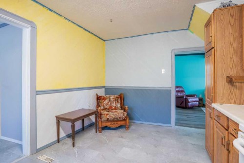 4716 52 Avenue, Vermilion, AB - Indoor