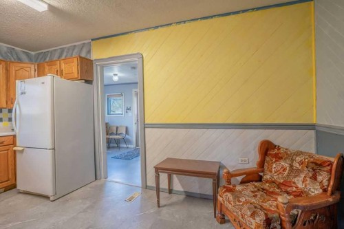4716 52 Avenue, Vermilion, AB - Indoor Photo Showing Kitchen