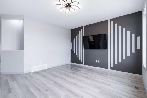 3321 41 Avenue, Lloydminster, SK - Indoor