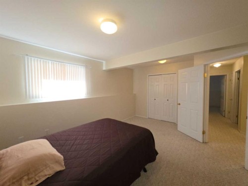 3404 61 Avenue, Lloydminster, AB - Indoor Photo Showing Bedroom