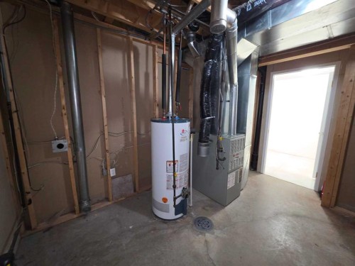 3404 61 Avenue, Lloydminster, AB - Indoor Photo Showing Basement