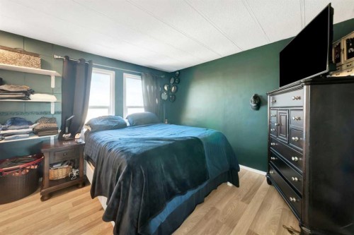 Pt Ne 03-48-27-W3, Rural, SK - Indoor Photo Showing Bedroom