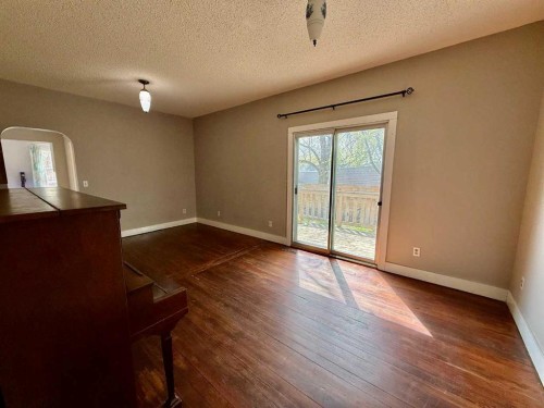 5127 47 Street, Provost, AB - Indoor Photo Showing Other Room
