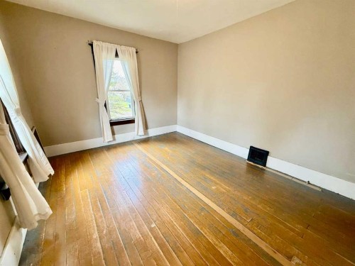 5127 47 Street, Provost, AB - Indoor Photo Showing Other Room