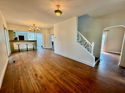 5127 47 Street, Provost, AB - Indoor