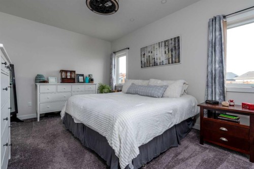 7302 37 Street Close, Lloydminster, AB - Indoor Photo Showing Bedroom
