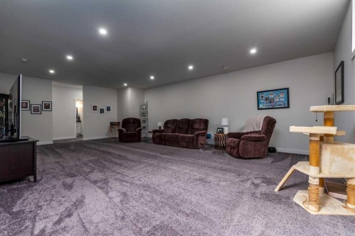 7302 37 Street Close, Lloydminster, AB - Indoor