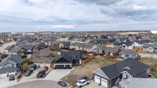 7302 37 Street Close, Lloydminster, AB - Outdoor With View