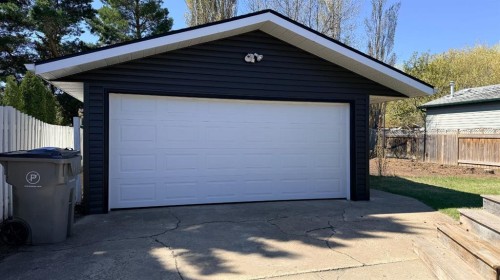 5205 32 Street, Lloydminster, AB - Outdoor With Exterior
