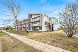 305-3002 56 Avenue  Lloydminster, AB T9V 1Z7