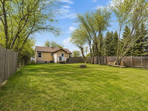 614 6 Avenue, Wainwright, AB - Outdoor