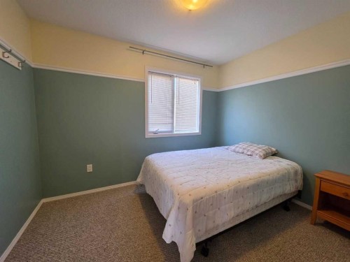 4105 67Th Avenue, Lloydminster, AB - Indoor Photo Showing Bedroom