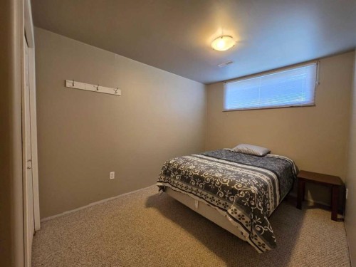 4105 67Th Avenue, Lloydminster, AB - Indoor Photo Showing Bedroom