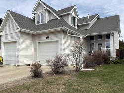 1705 52 Avenue Lloydminster, AB T9V 3K9