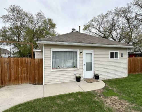 5304 46 Avenue  Vermilion, AB T9X 1X8