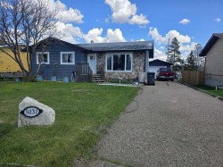 5031 51 Street Islay, AB T0B 2J0