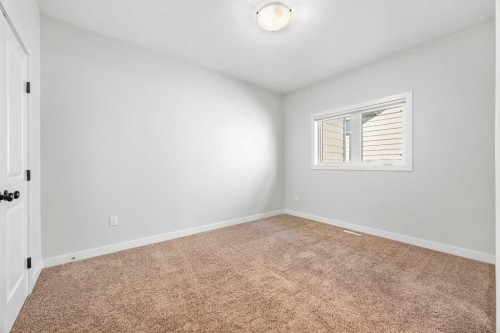 6-2715 73 Avenue, Lloydminster, AB - Indoor Photo Showing Other Room