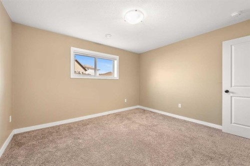 6-2715 73 Avenue, Lloydminster, AB - Indoor Photo Showing Other Room