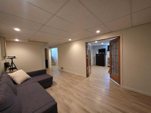 1601 3 Avenue, Wainwright, AB - Indoor