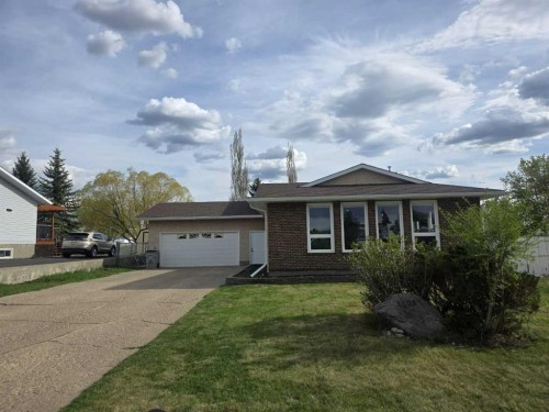 1601 3 Avenue, Wainwright, AB - Outdoor