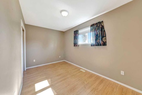 16 1St Street West, Neilburg, SK - Indoor Photo Showing Other Room