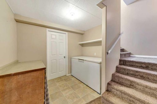 16 1St Street West, Neilburg, SK - Indoor