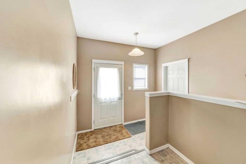 16 1St Street West, Neilburg, SK - Indoor Photo Showing Other Room
