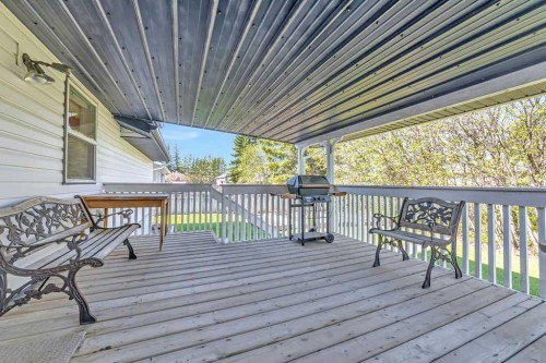 16 1St Street West, Neilburg, SK - Outdoor With Deck Patio Veranda With Exterior