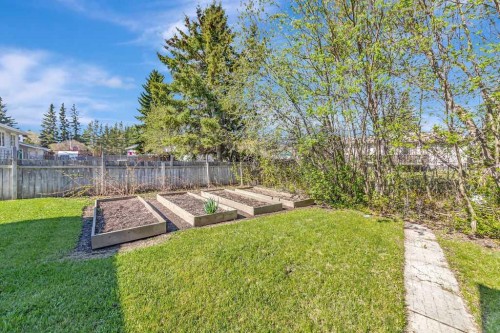 16 1St Street West, Neilburg, SK - Outdoor