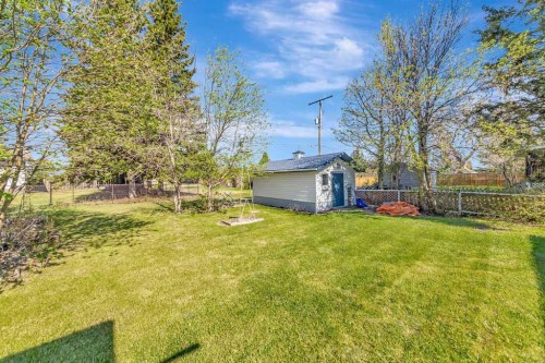 16 1St Street West, Neilburg, SK - Outdoor